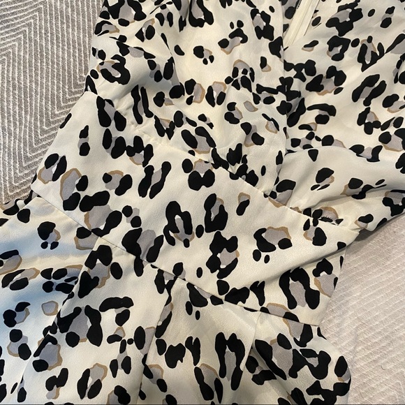 bebe leopard print romper - Picture 6 of 8